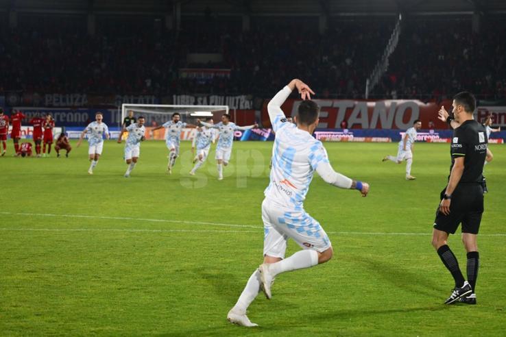 Corvinul Hunedoara, bucurie după finala Cupei României 2024, foto: GSP
