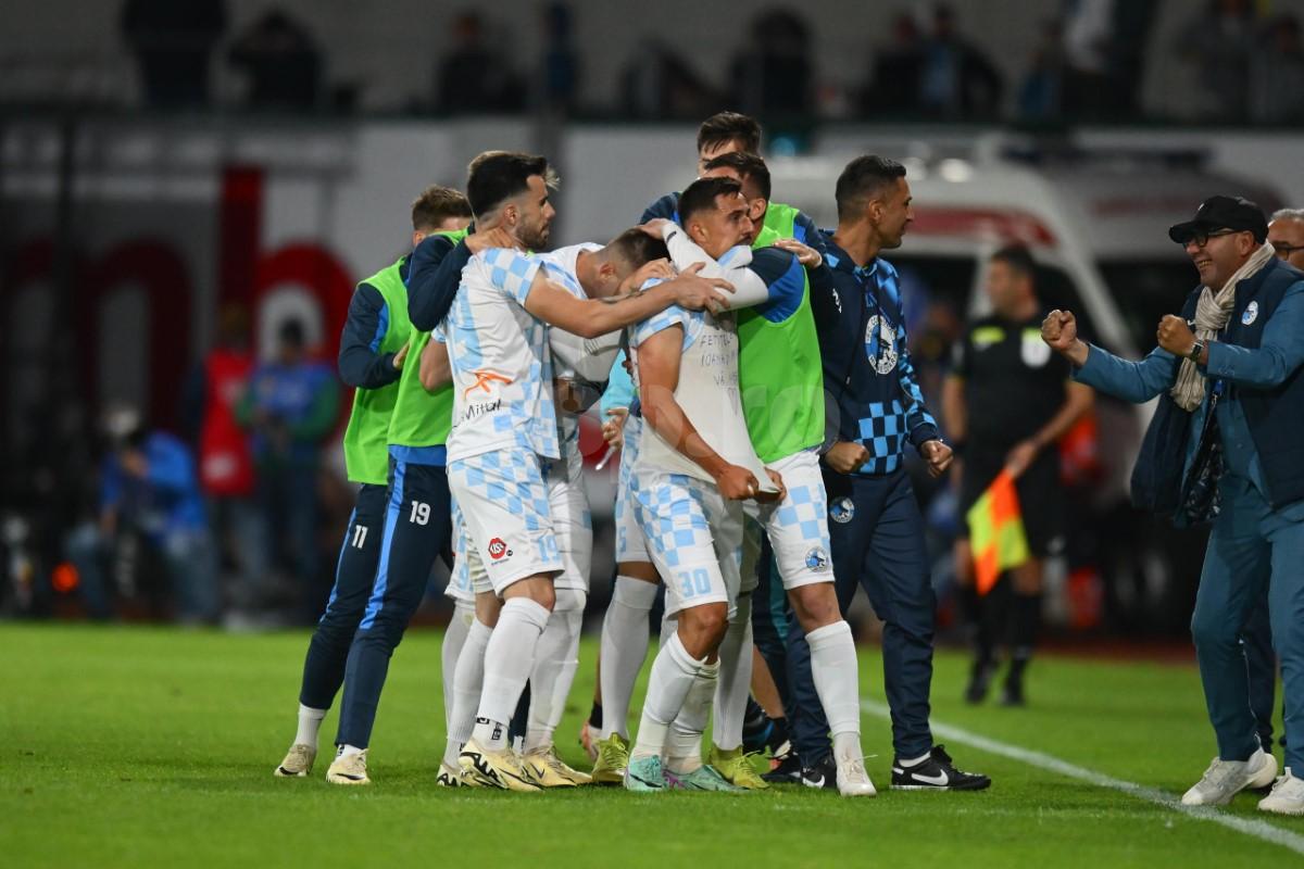ULUITOR, Cupa României Betano e la Castel! Corvinul Hunedoara e noua legendă vie a Transilvaniei, din „B” direct în Europa League!