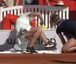 Simona Halep - McCartney Kessler » Simona, forțată să se retragă după ce câștigase primul set! Al doilea meci de la revenire, a doua problemă medicală