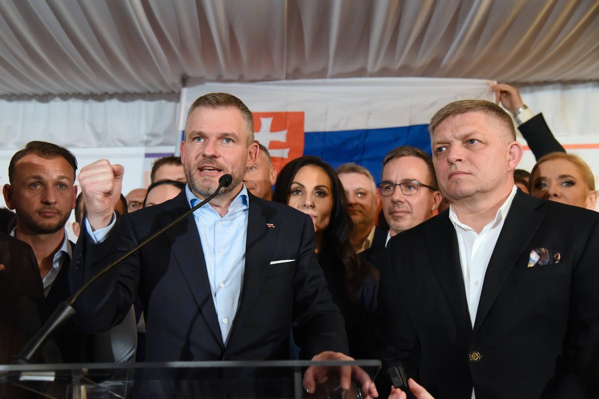 Robert Fico, premierul Slovaciei, adversara României la EURO 2024, a fost împușcat! „Viața sa este în pericol”