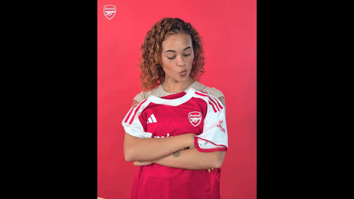 Arsenal și-a prezentat noul echipament pentru sezonul 2025-2026