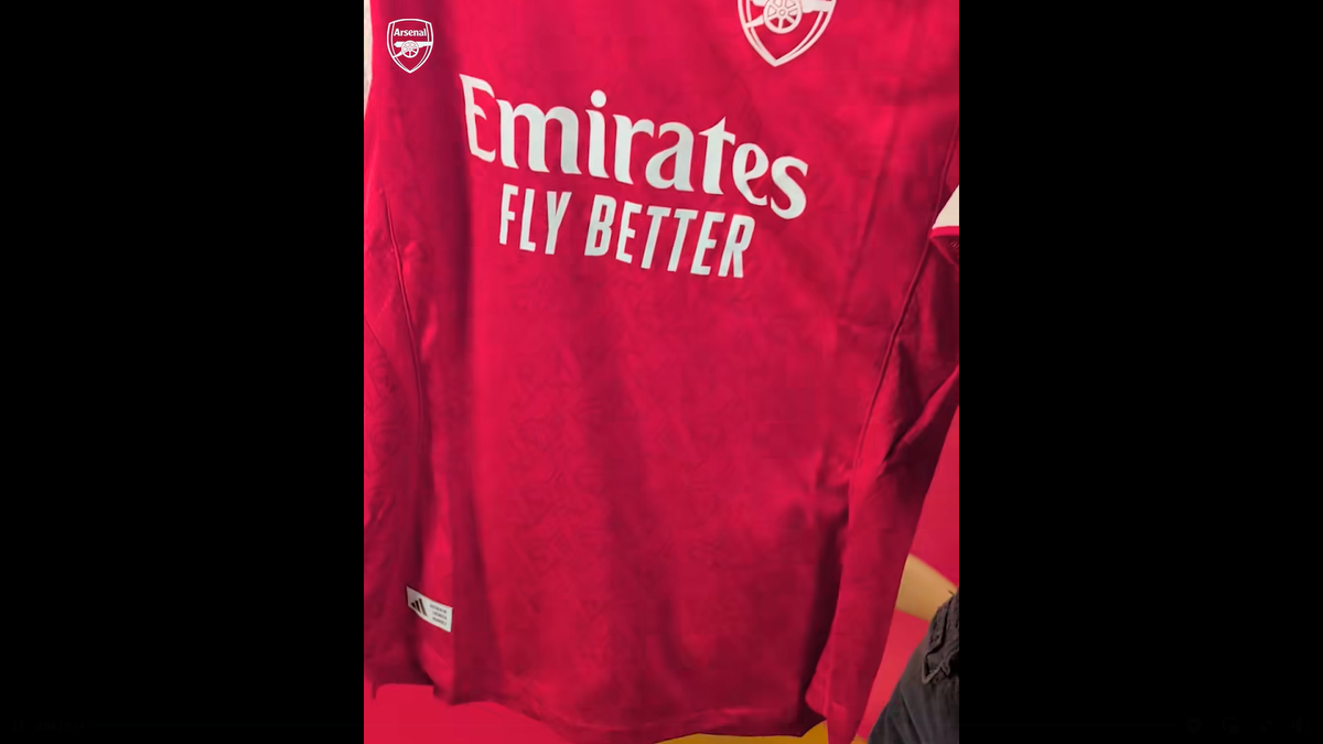 Arsenal și-a prezentat noul echipament pentru sezonul 2025-2026