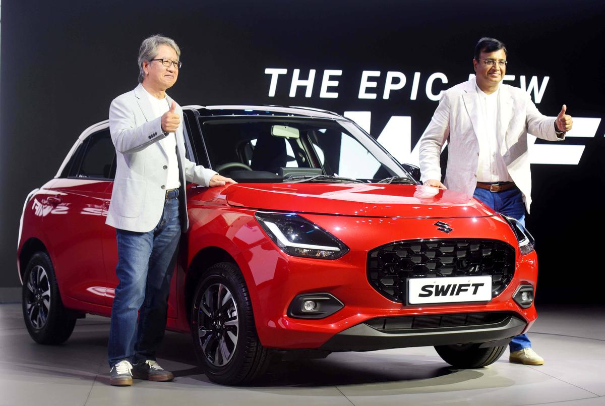 Cum arată modelele de Suzuki Swift primite de fanii dinamoviști