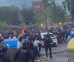 Scene șocante, înainte de Espanyol - Barcelona: a intrat cu mașina în mulțimea de suporteri, lângă stadion! Atenție, imagini cu puternic impact emoțional!