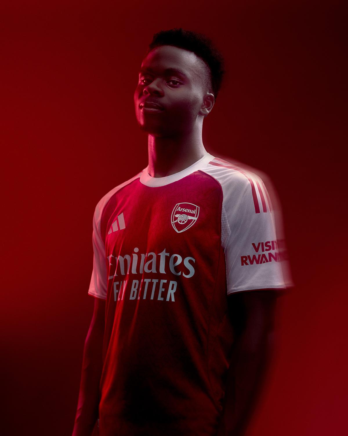 Arsenal și-a prezentat noul echipament pentru sezonul 2025-2026
