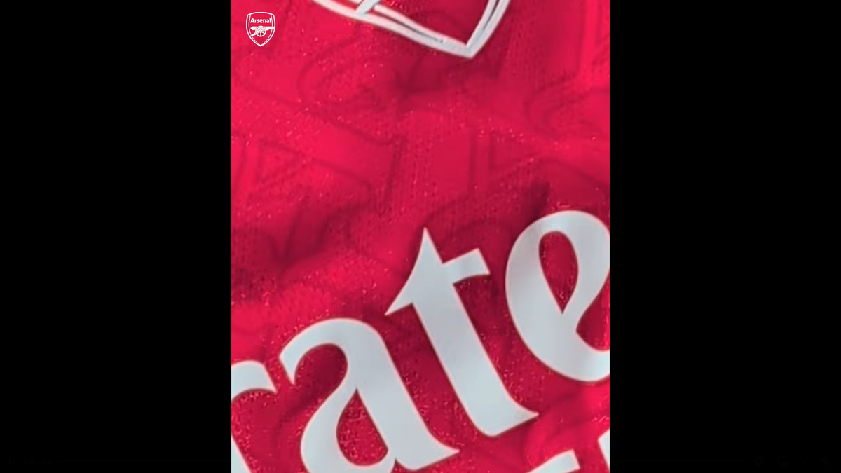 Arsenal și-a prezentat noul echipament pentru sezonul 2025-2026