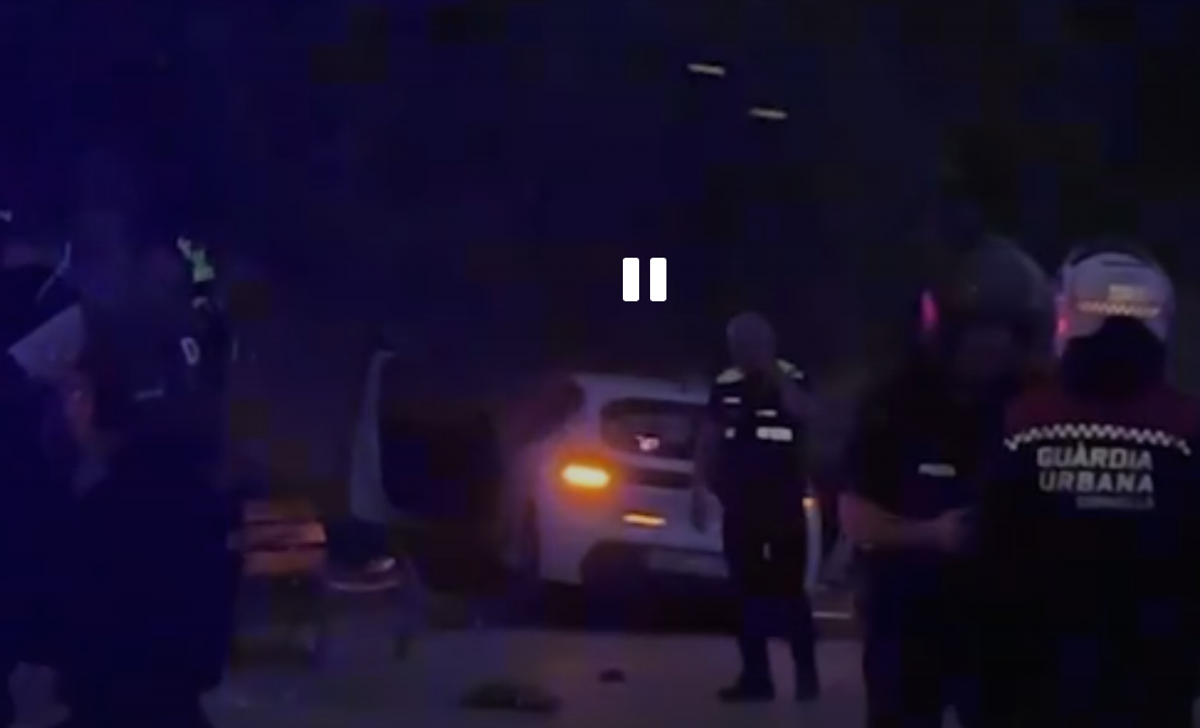 Scene șocante, înainte de Espanyol - Barcelona: a intrat cu mașina în mulțimea de suporteri, lângă stadion! Atenție, imagini cu puternic impact emoțional!