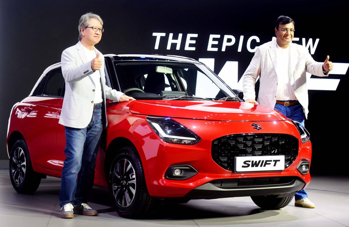 Cum arată modelele de Suzuki Swift primite de fanii dinamoviști