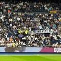 Banner anti-Perez pe care scrie „Florentino, pleacă acum”