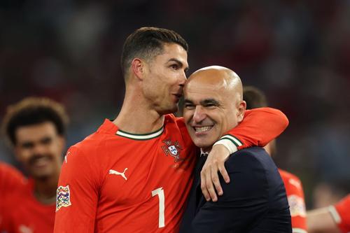 Cristiano Ronaldo, alături de Roberto Martinez, selecționerul Portugaliei // FOTO Getty Images