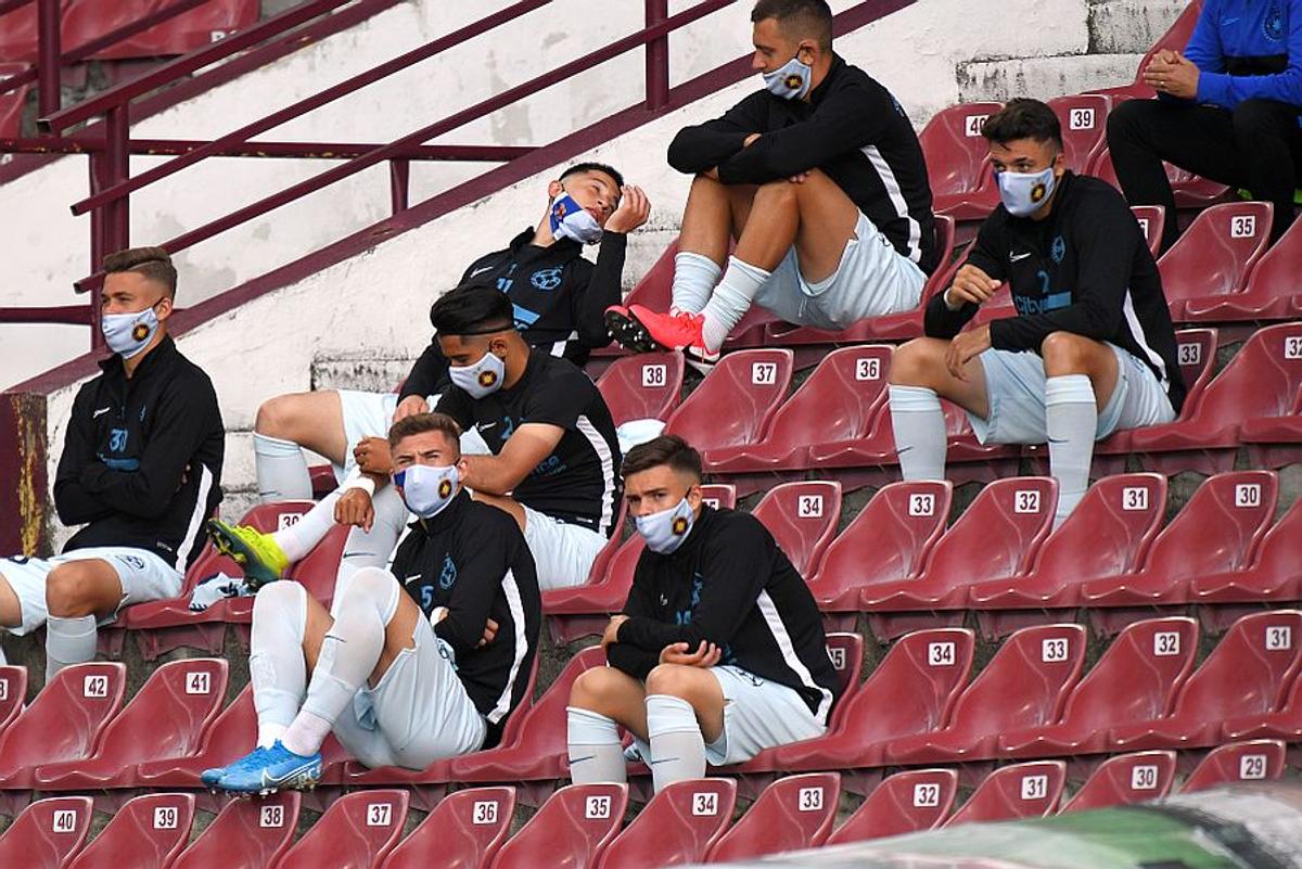 FCSB. Gigi Becali, furios pe Vînă după eșecul cu CFR Cluj: „L-am adus să inventeze și el ce face? Trebuia schimbat după 2 secunde”