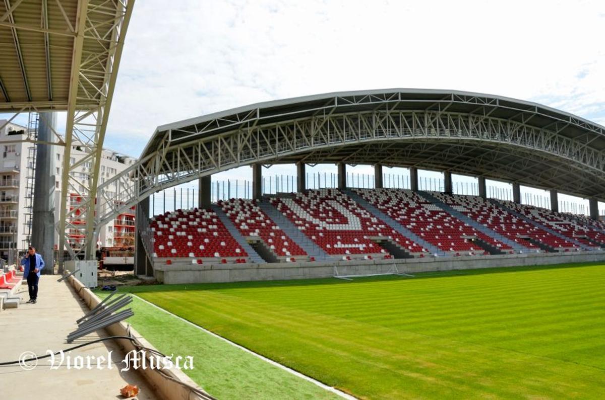 FOTO Gafă de proporții pe unul dintre noile stadioane! Muncitorii au refăcut totul + acuze dure: „Sunt sute de nereguli”