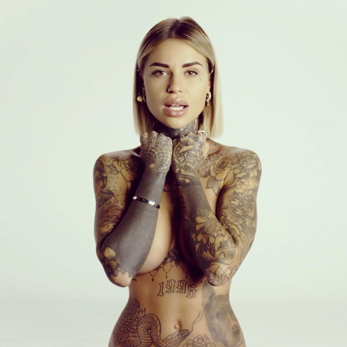 Încântătoare! Iubita lui Theo Hernandez a confiscat Mondialul: pe cine susține