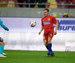 Distrus de Gigi Becali, indezirabilul de la FCSB „rupe” asfaltul în afara terenului
