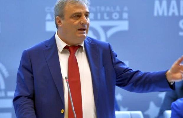 „Era normal ca șefii de guverne să stea acolo!” » Mihai Stoichiță, o nouă reacție în scandalul momentului