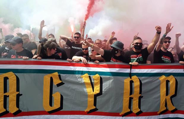 UNGARIA - PORTUGALIA. Reporterul GSP, agresat în Budapesta: „Stați drepți, trece «Brigada Carpaților»!”