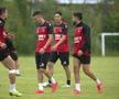 Dinamo s-a reunit, problemele continuă: doi „grei” și-au depus memorii + echipa a rămas fără doctor!