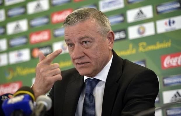 Mircea Sandu: „Dacă Hagi ar fi stat la VIP, pe Burleanu cine îl mai băga în seamă?”
