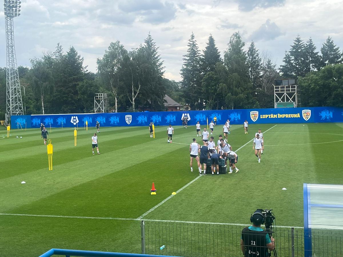 Emil Săndoi admite o greșeală înainte de Euro 2023: „Am fost puțin dezechilibrați!” + cine e idolul micilor fani