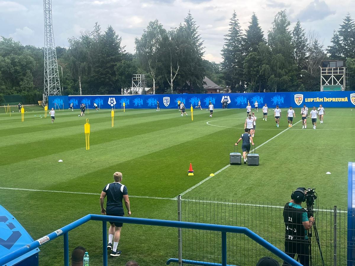 Emil Săndoi admite o greșeală înainte de Euro 2023: „Am fost puțin dezechilibrați!” + cine e idolul micilor fani