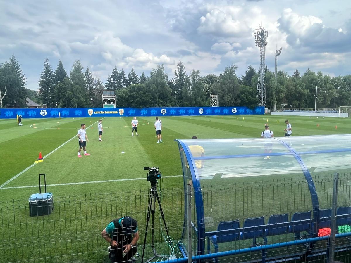 Emil Săndoi admite o greșeală înainte de Euro 2023: „Am fost puțin dezechilibrați!” + cine e idolul micilor fani