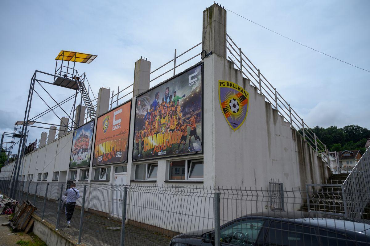 Kosovo e un pitic, în comparație cu România! Prima ligă are salarii pe care fotbalul nostru le oferă în liga secundă