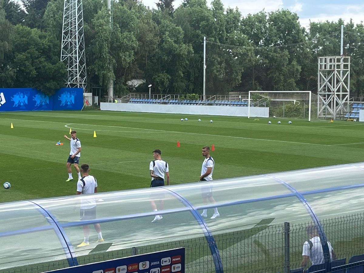 Emil Săndoi admite o greșeală înainte de Euro 2023: „Am fost puțin dezechilibrați!” + cine e idolul micilor fani