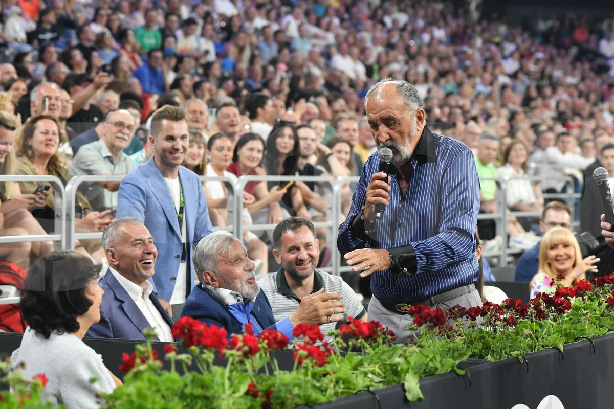 „Am făcut foame mare, împărțeam un cartof toată ziua!” » Ion Țiriac, amintiri la „Prietenii lui Ovidiu”: „Nu e nicio rușine”