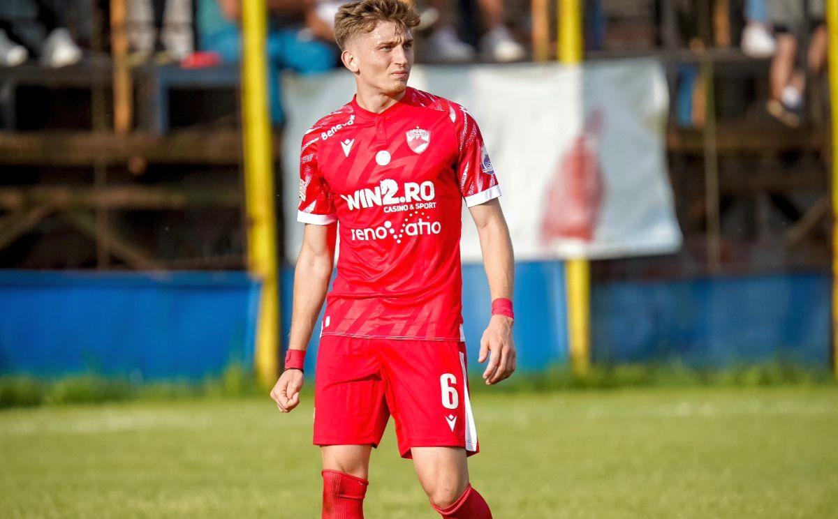 Dinamo a deplasat 24 de fotbaliști în cantonamentul din Slovenia » Cine a rămas acasă