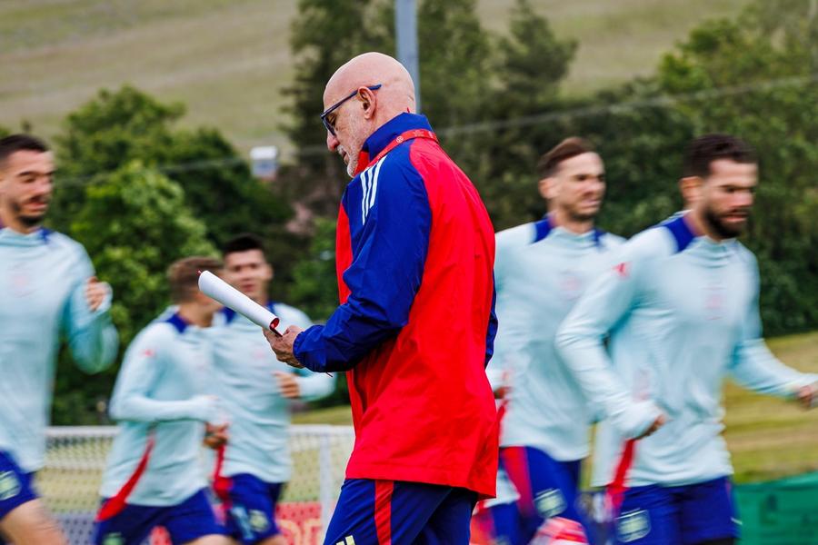 Luis de la Fuente, la ultimul antrenament al Spaniei. Foto: Seleccion Espanola de Futbol Se naște un selecționer de anvergură? Trei mutări prin care Luis de la Fuente a pulverizat neașteptat Croația
