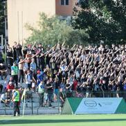 Stadionul a fost arhiplin la meciul care a adus promovarea CSM-ului / Sursă foto: Facebook@CSM Focșani 2007 oficial