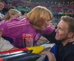 Julian Nagelsmann alături de mama sa la finalul meciului cu Scoția FOTO Imago