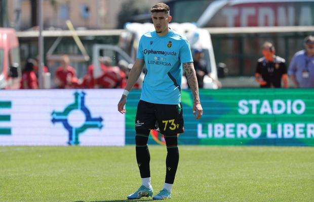 E clar! Dinamo și-a stabilit strategia » Încă doi jucători români pe lista de transferuri