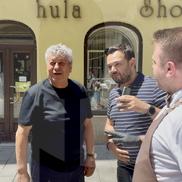 Mircea Lucescu s-a plimbat prin Bratislava înainte să se întoarcă la București. Foto: Andrei Crăițoiu (GSP.RO)