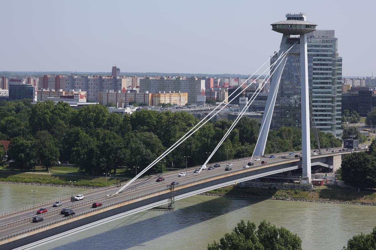 Un contrast frapant! Concluzii după o săptămână în Bratislava: prețuri, trafic + care este asemănarea neașteptată cu Bucureștiul
