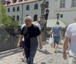 Mircea Lucescu s-a plimbat prin Bratislava înainte să se întoarcă la București. Foto: Andrei Crăițoiu (GSP.RO)