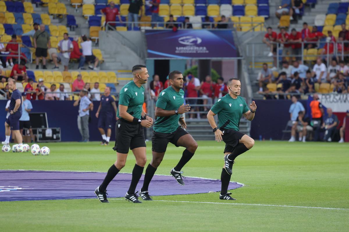 Arbitri venezueleni la Cehia U21 - Germania U21 » Care este înțelegerea dintre UEFA și CONMEBOL