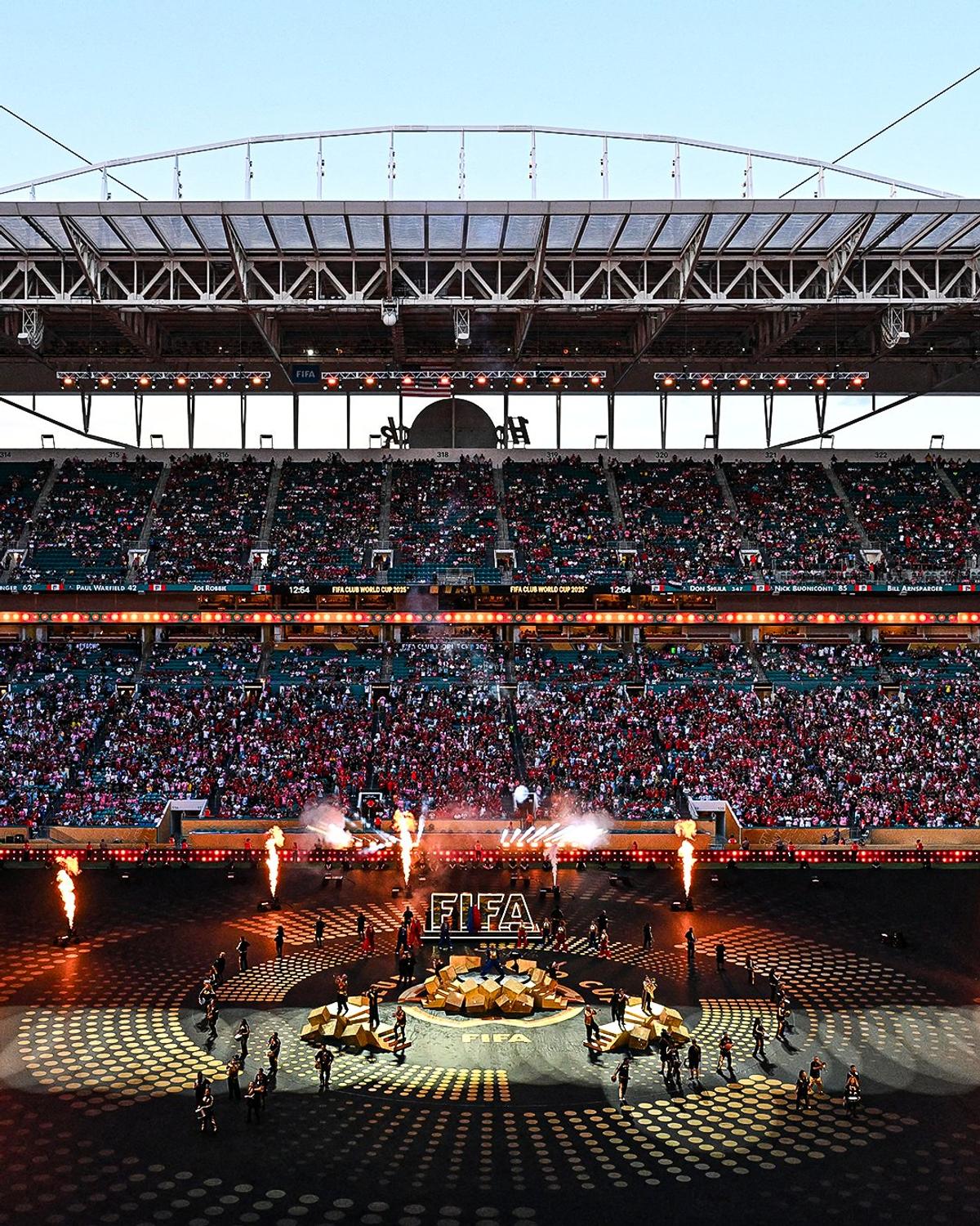 Ceremonia de deschidere a Campionatului Mondial al Cluburilor