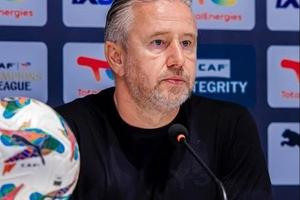 Laurențiu Reghecampf, exploziv: „Nu suntem plătiți de 3 luni” + declarație curioasă, deși a fost anunțat de Becali la FCSB: „Am multe oferte!”