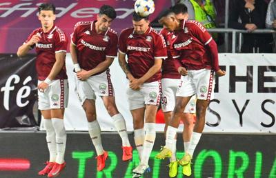 Chirurgul care l-a operat pe fotbalistul Rapidului a venit în studio: „I-am făcut o sutură de menisc. Cât stă?”