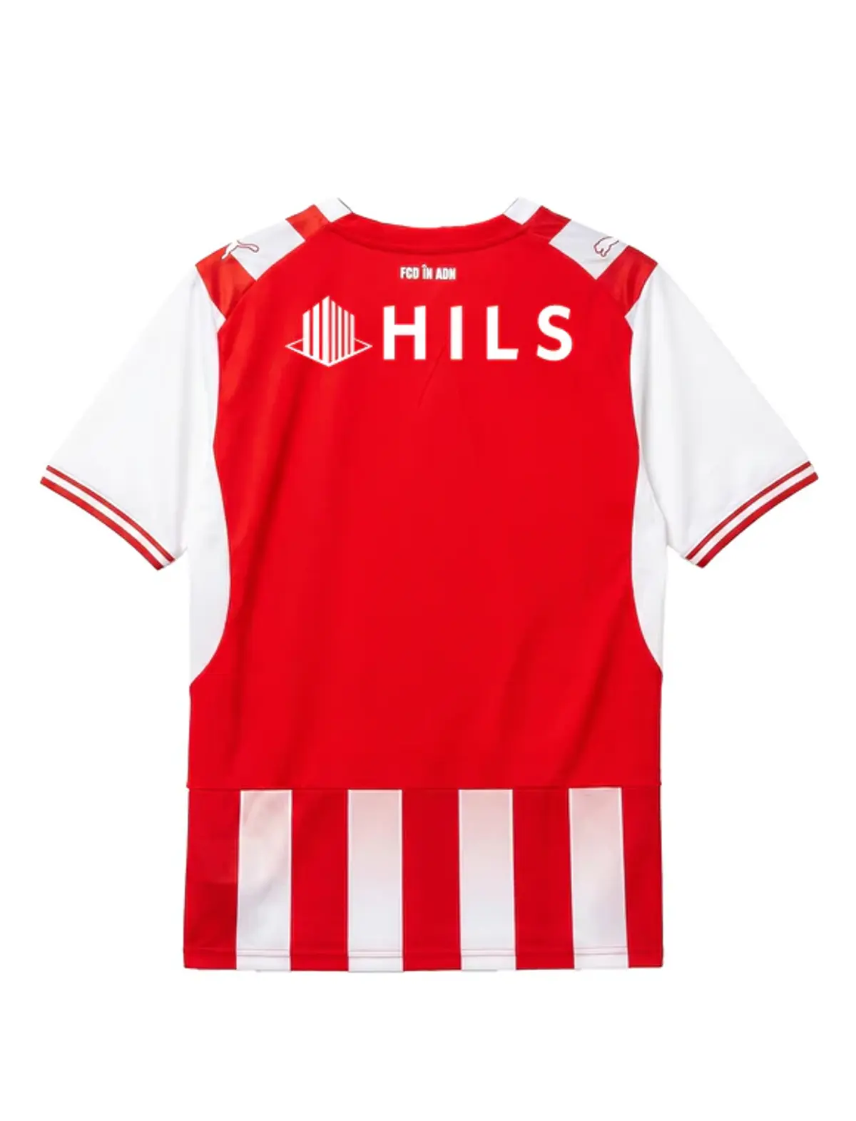 Noul echipament al lui Dinamo (sezon 2026-2027)