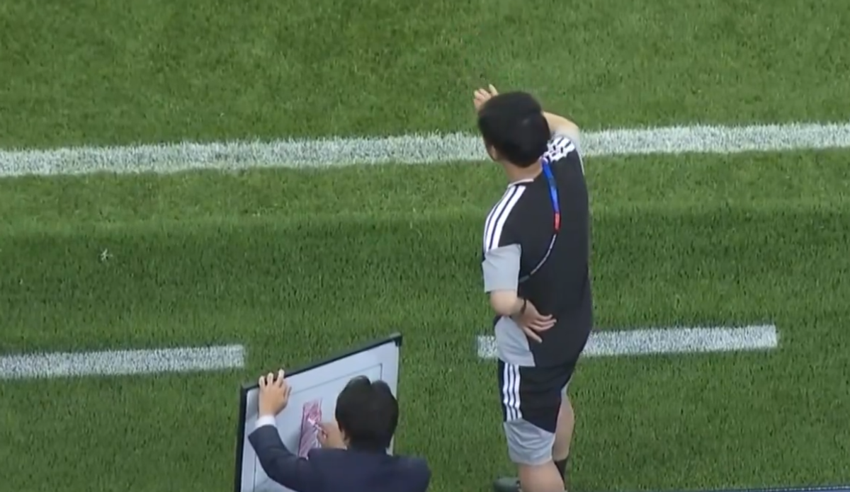 Iată explicația pentru scenele din Olanda - Japonia! Ce reprezentau cifrele de pe tabla selecționerului nipon