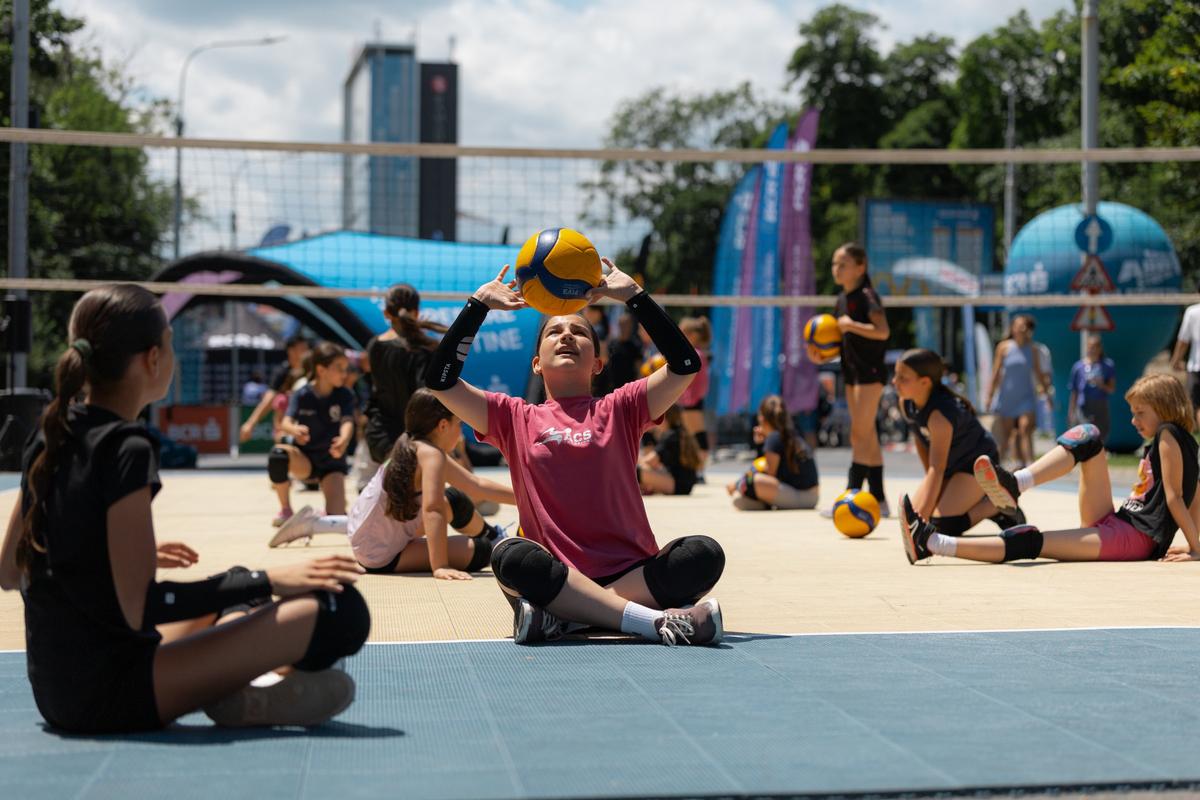 Peste 15.000 de participanți la prima ediție Sport Arena Streetball Sibiu » Cine sunt câștigătorii de anul acesta
