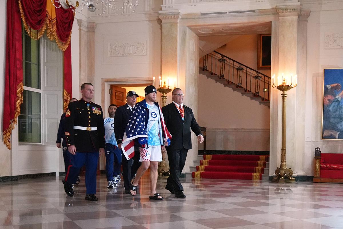 Donald Trump - gala UFC Casa Albă