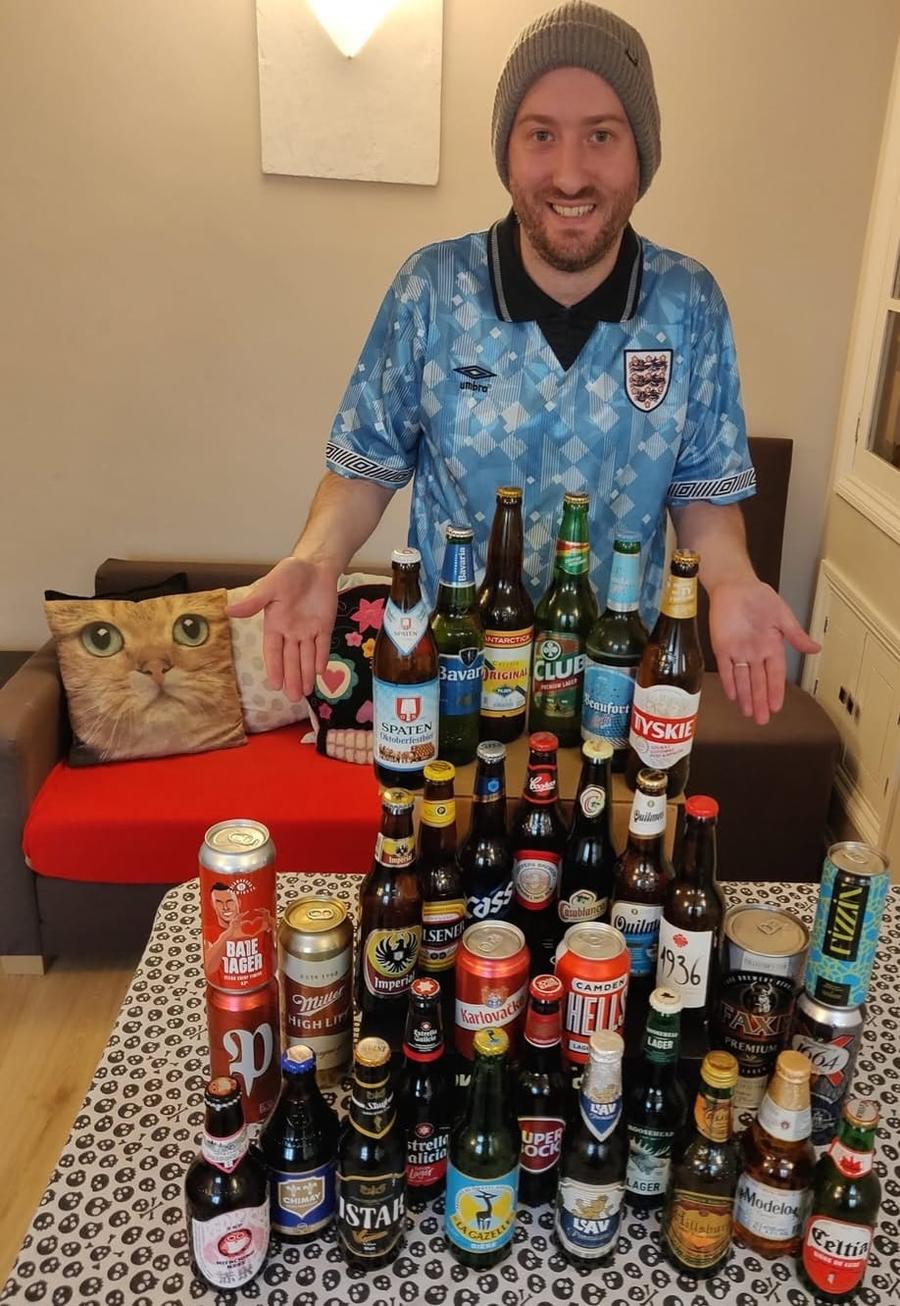 Cheers, Gus! 48 de beri din țările Mondialului, bea câte una în cinstea echipelor eliminate: „A fost un chin să dau peste o bere de aici”