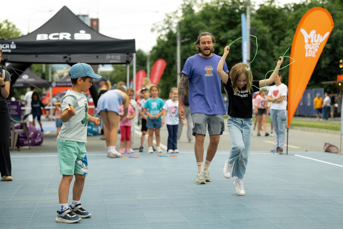 Peste 15.000 de participanți la prima ediție Sport Arena Streetball Sibiu » Cine sunt câștigătorii de anul acesta