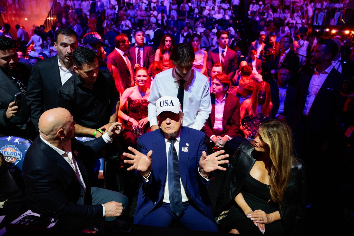 Donald Trump - gala UFC Casa Albă