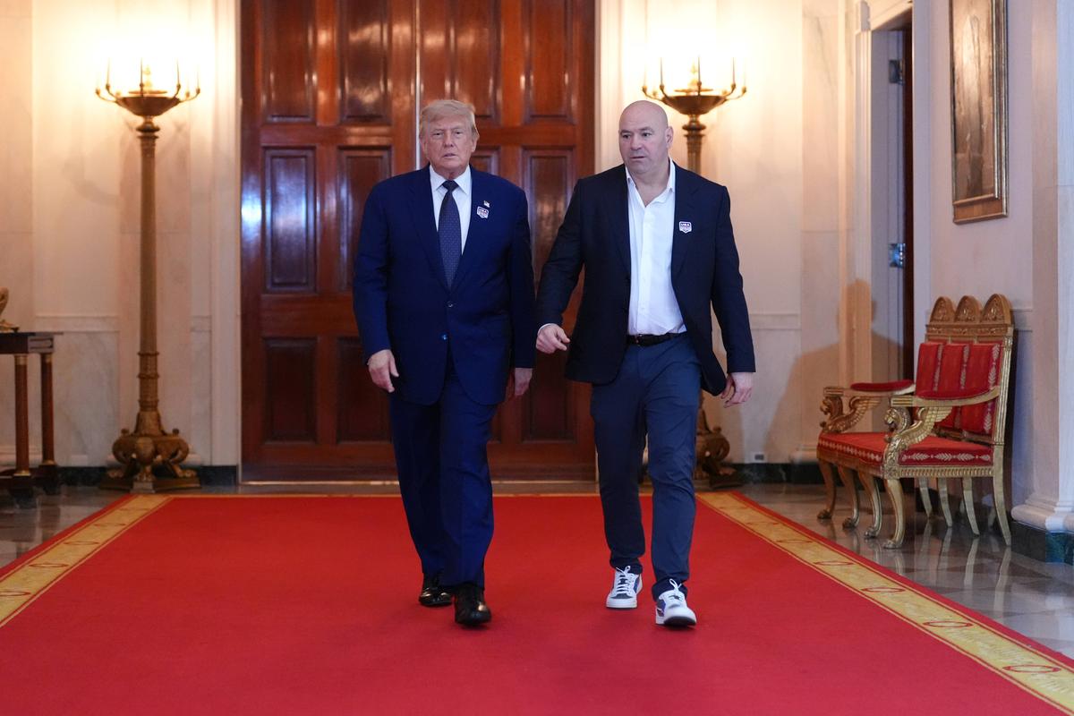 Donald Trump - gala UFC Casa Albă