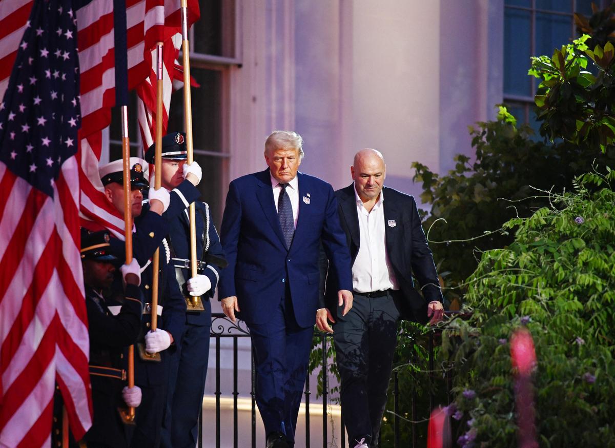 Donald Trump - gala UFC Casa Albă