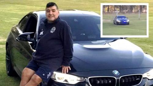 Maradona are o nouă „jucărie” FOTO: lapatilla.com